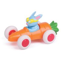 Auto marchewka z kierowcą królikiem